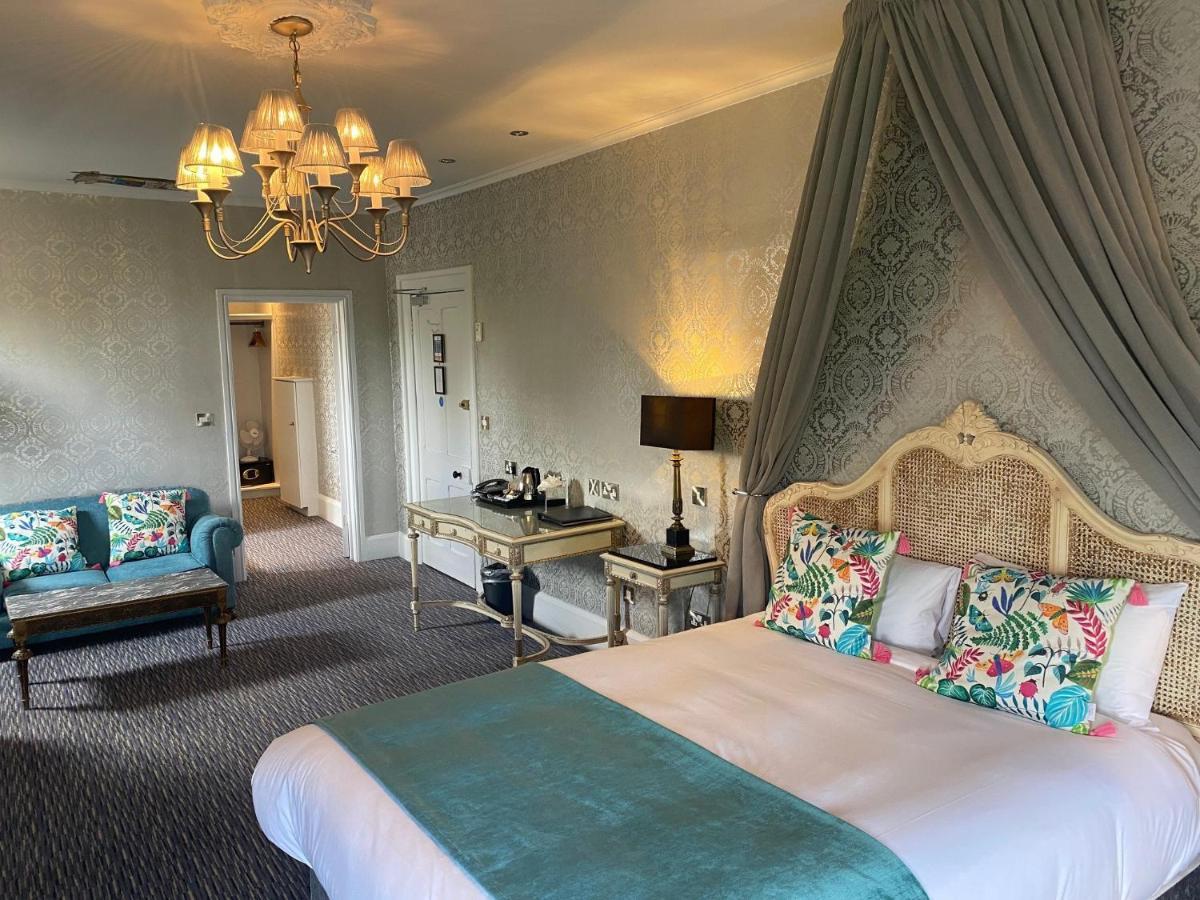 Ruthin Castle Hotel And Spa Ngoại thất bức ảnh