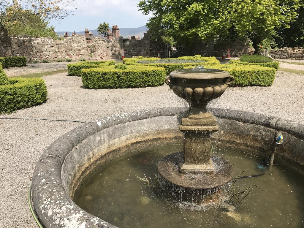Ruthin Castle Hotel And Spa Ngoại thất bức ảnh